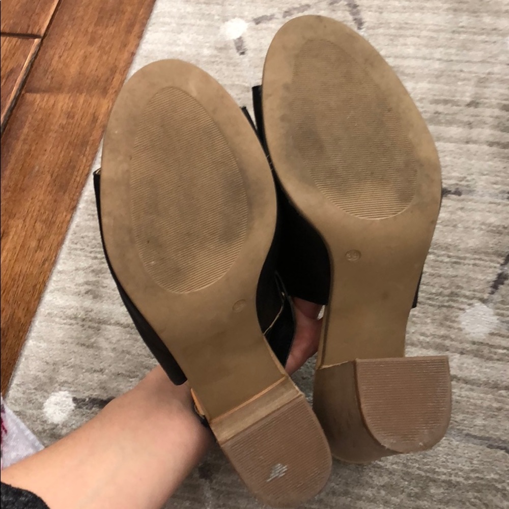 Heels - Picture 4 of 5